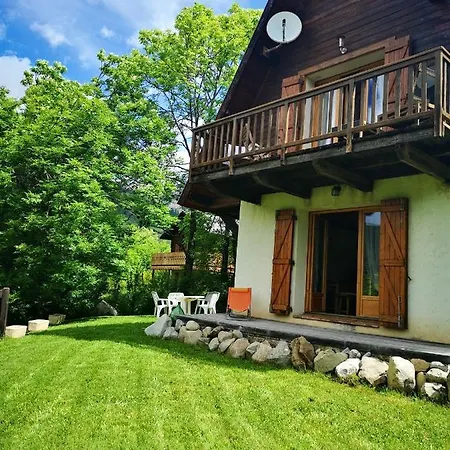 Chalet D'une Avec Jardin Amenage A A 1 Km Des Pistes