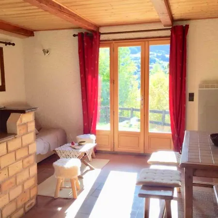 בקתה Chalet D'une Avec Jardin Amenage A A 1 Km Des Pistes *